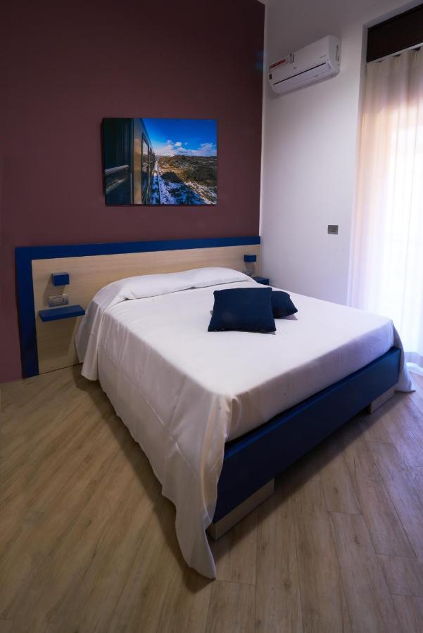 Guesthouse Ughetti 21 카타니아 외부 사진